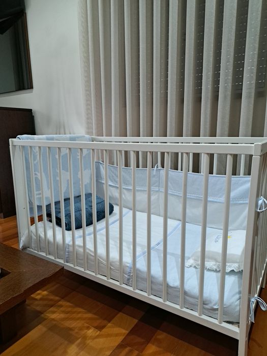 Cama/ Berço Bebé