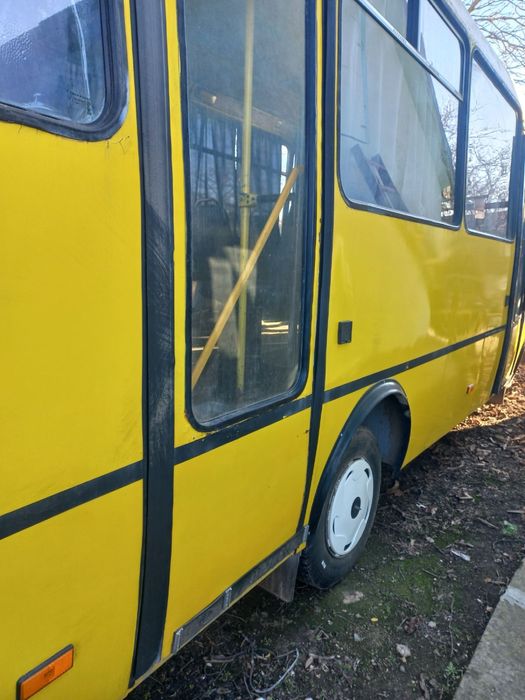 Продам БАЗ А079.04