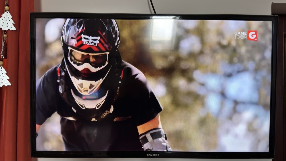 led телевизор smart tv samsung ue32f6400ak