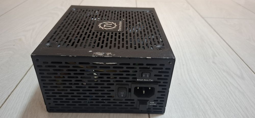 блок живлення Thermaltake smart proRGB 650w