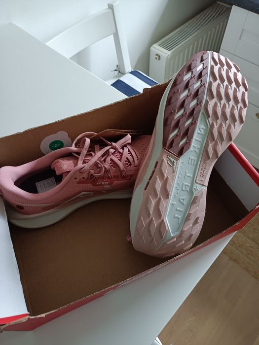 Buty damskie Nike Pegasus Trial 5. Nowe. Rozm 42. 27 cm.