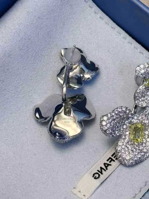 Kolczyki HEFANG – Geometryczna orchidea, słodki i delikatny wzór