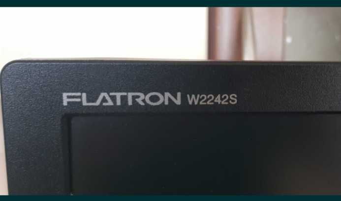 Monitor Samsung oraz LG 22 cale.