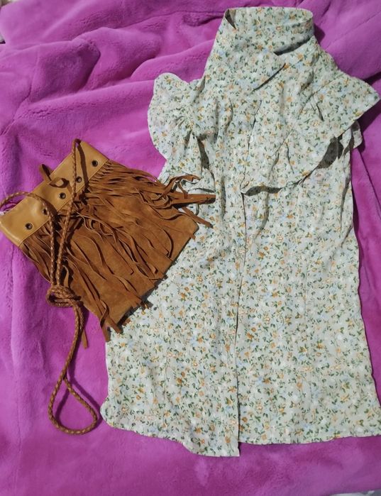 Сумка і блузка жіноча