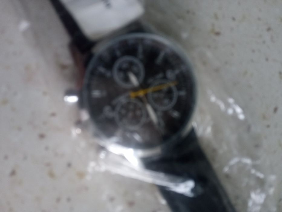 Nowy zegarek męski na rękę