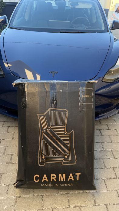 Conjunto Completo de Tapetes Premium 3D para Tesla Model Y