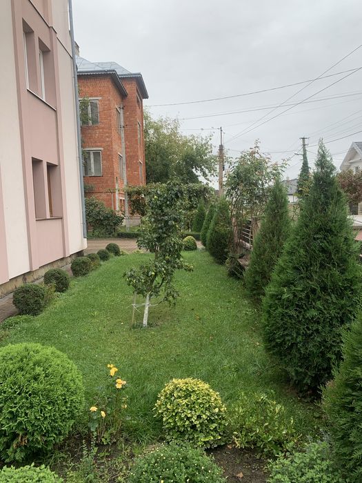 Продається квартира в котеджному будинку