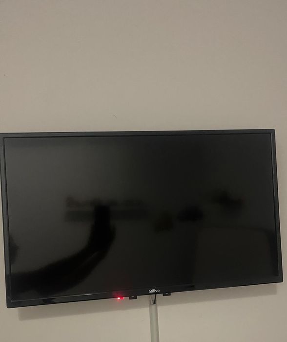 Uma Tv Led TV Qilive 32” HD Smart
Valor 90€