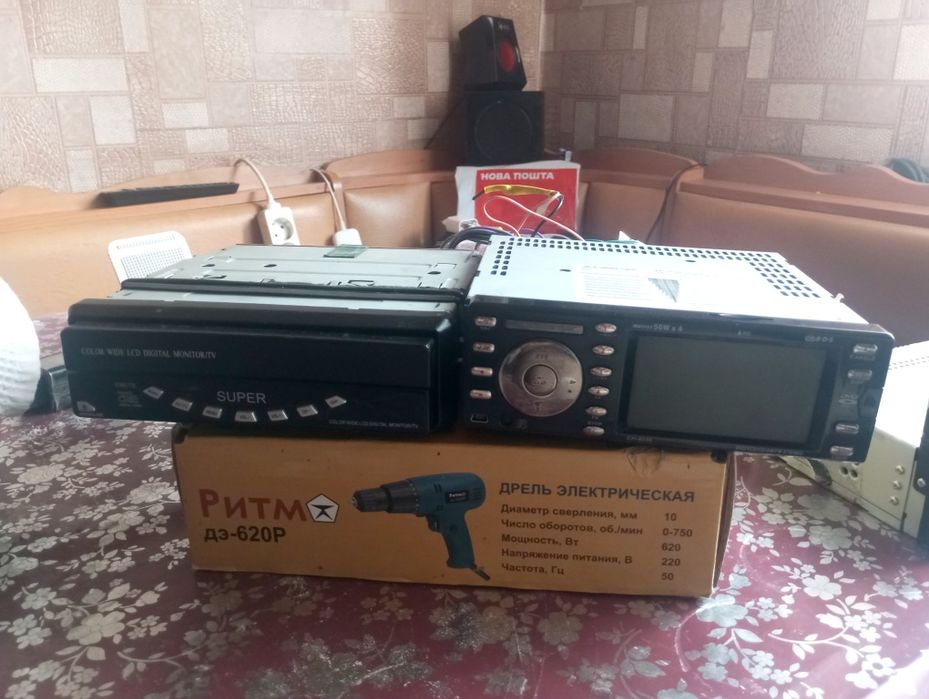 Продам магнитолы акустику недорого