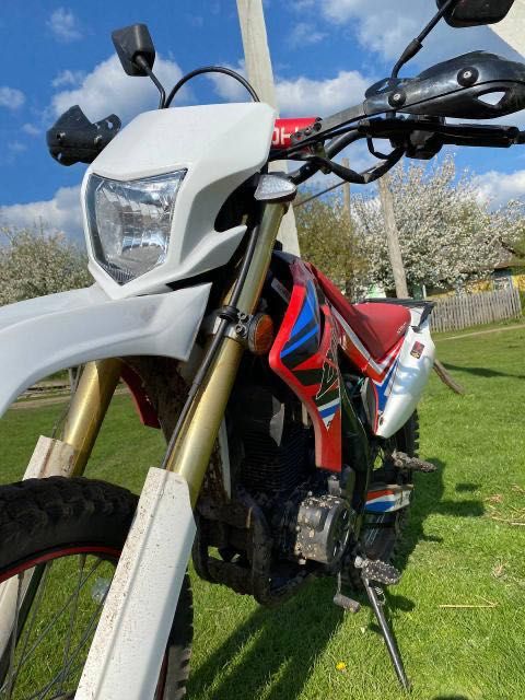 Хорнет дакар 250