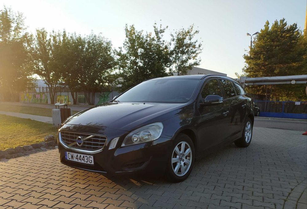 Volvo V60 D3 2012, diesel, manual ,388 tyś km.