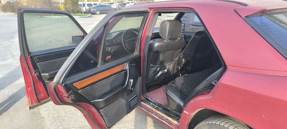 Mercedes 230E W124 1989 2.3 автомат