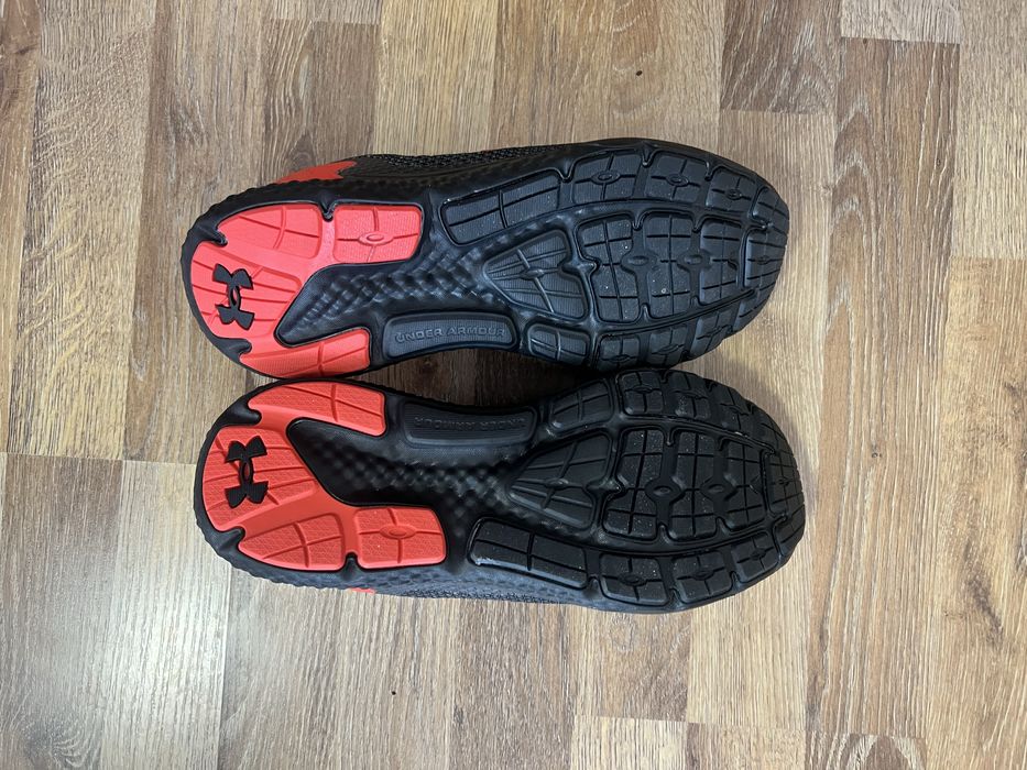 Under Armour Charged Rogue 3 Reflect кросівки