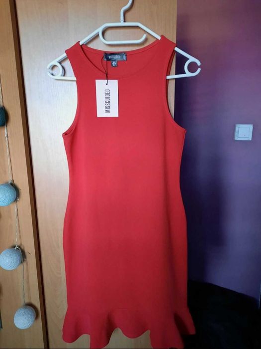 Sukienka Czerwona Missguided roz. S