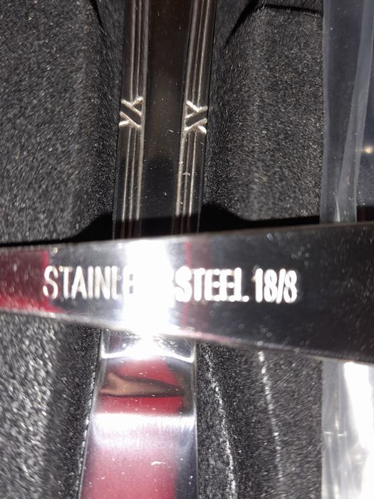 Столовый  набор на 24 персоны