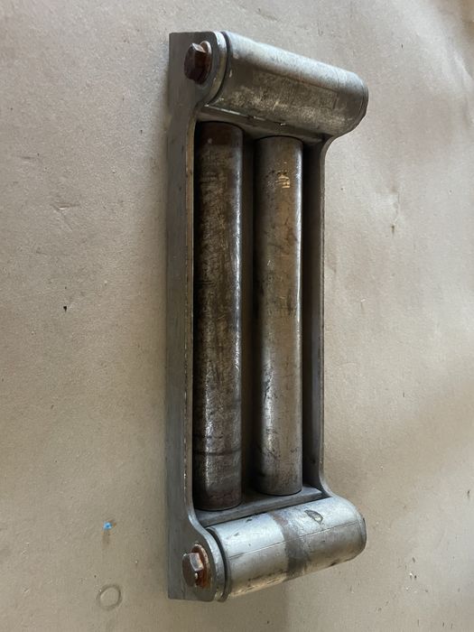 Guia de rolos para uso em guincho