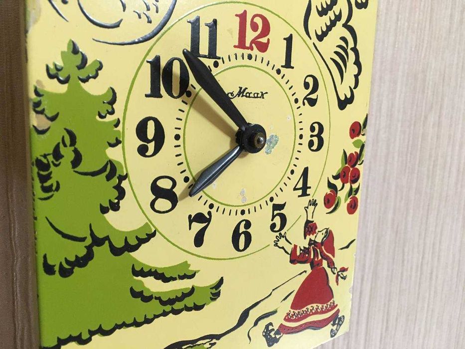 Годинник ходики настінний механічний Маяк "Гуси-Лебеді"