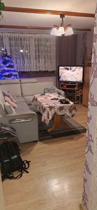 Trzy pokojowe mieszkanie na sprzedaż