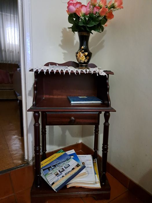 Mesinha de entrada