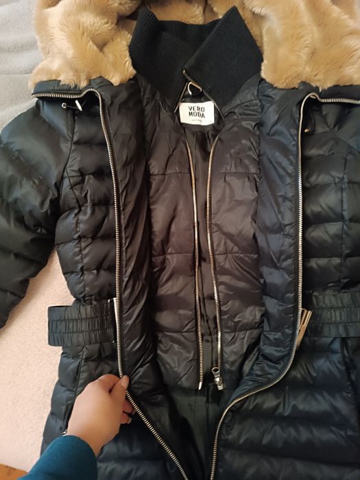Зимова куртка від VERO MODA