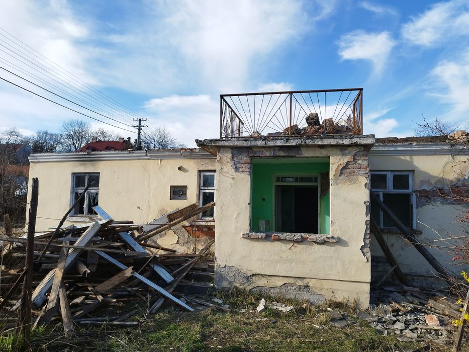 Wycinka drzew, wyburzenia,