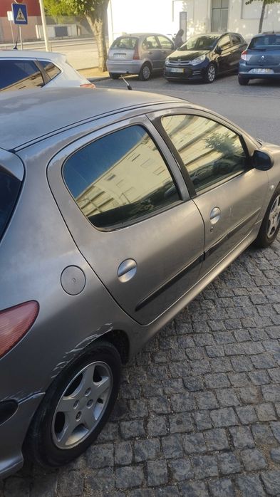 Vendo Peugeot 206 ano 2004