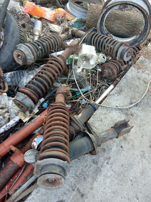 Запчасти Таврия Славута. Стойки и пружины,генераторы заз  Славута тавр