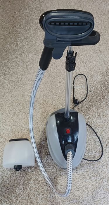 Вертикальний відпарювач для одягу Saturn ST-CC7115, парова праска, отпариватель, паровой утюг