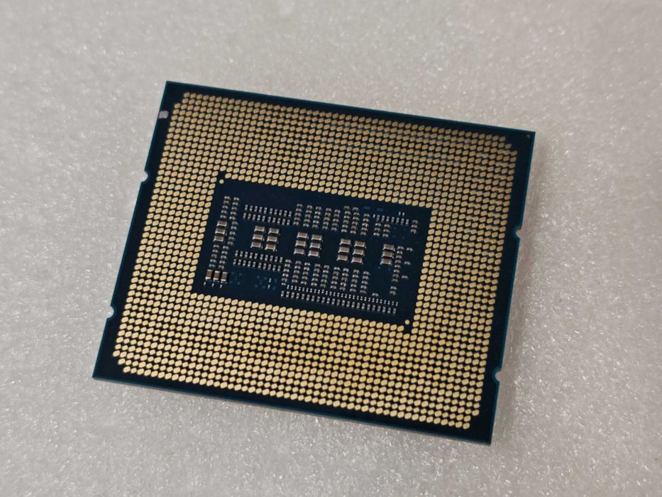 Intel Core i7 13700KF