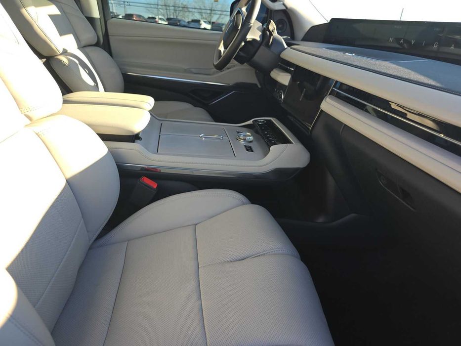 2025 Lincoln Navigator