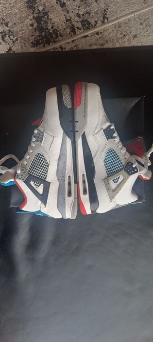 Nike Air Jordan Retro 4