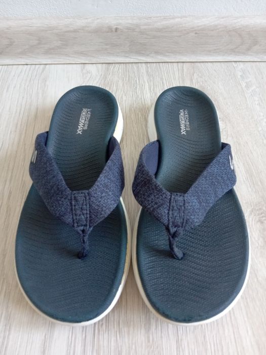 Japonki Skechers On-The-Go r.37