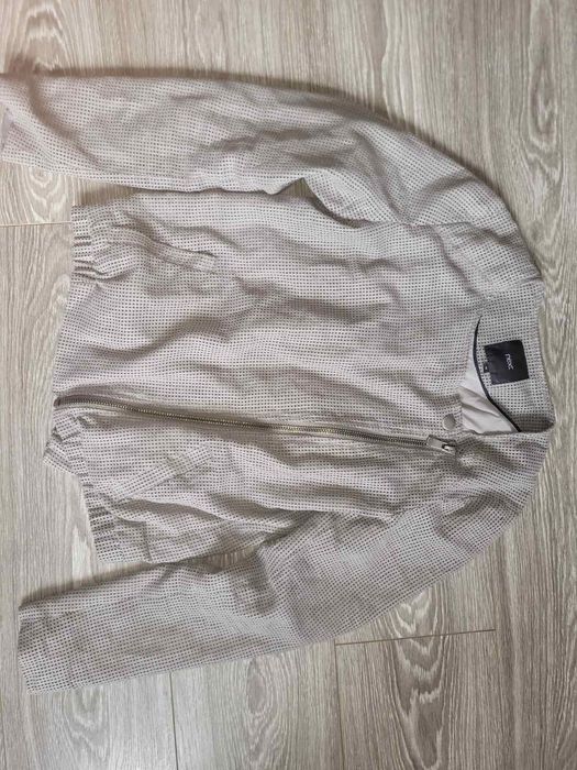 Куртка джинсовая, ветровка