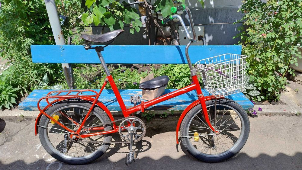 Радянський велосипед «Кама» у задовільному стані.