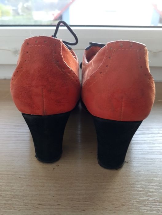 Vintage buty na obcasie.