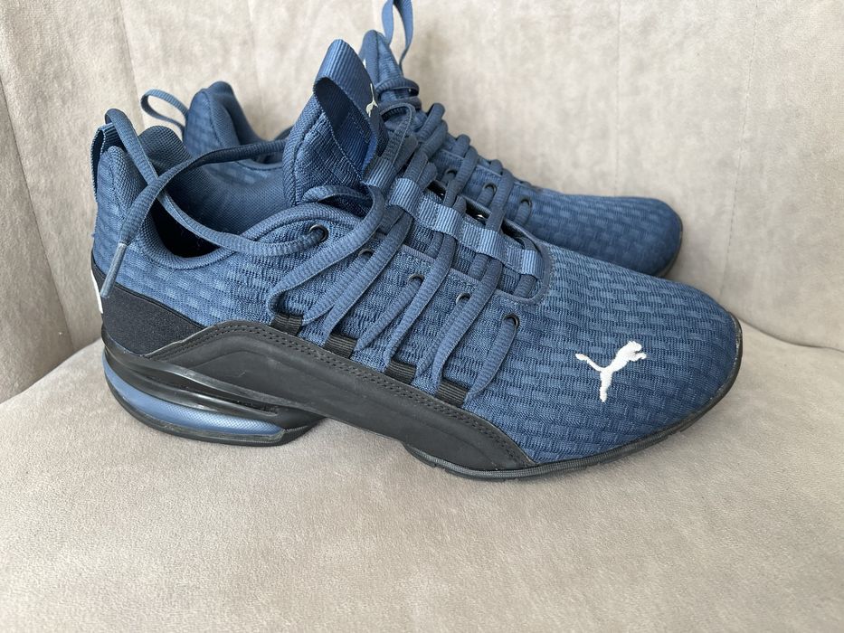 Кросівки чоловічі Puma Axelion Block