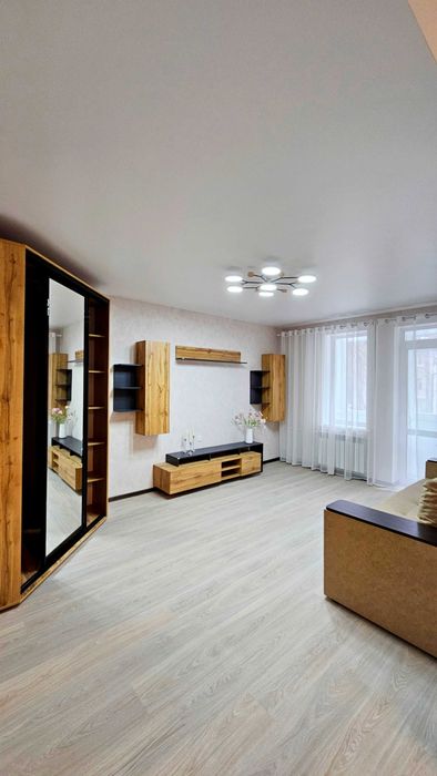 Продам 2х комнатную квартиру в Центре с Ремонтом