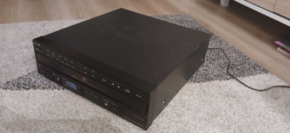 Leitor de CDs Sony CDP-C315M (Carrossel para 5 CDs) - Totalmente Funcional