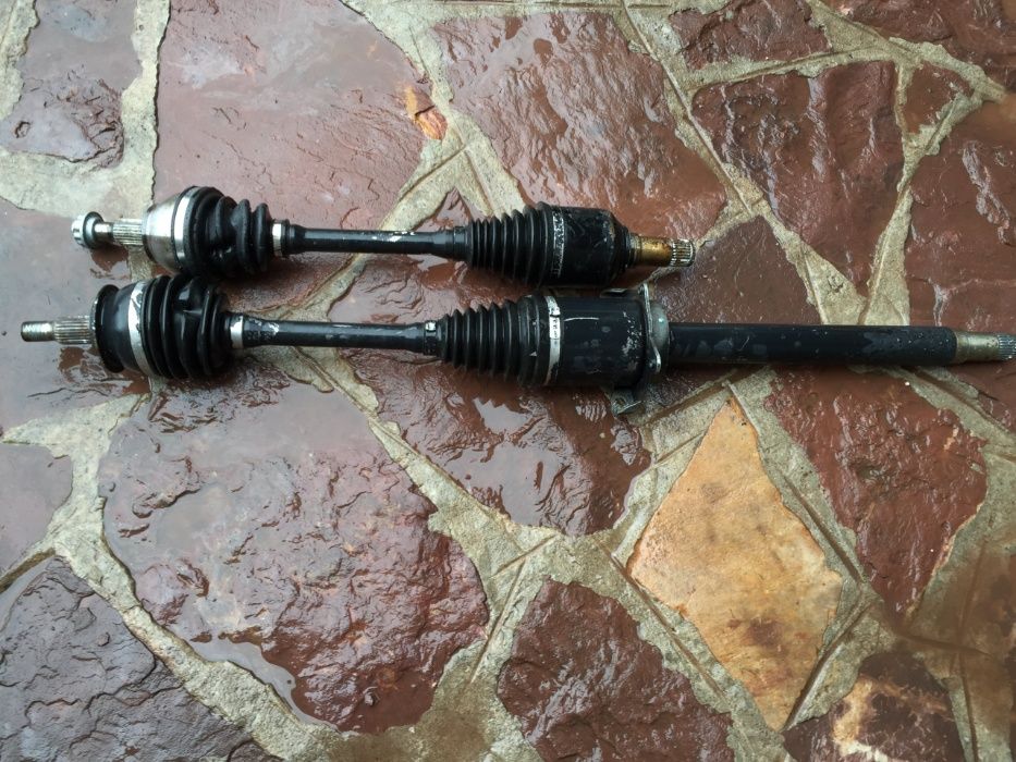 Полуось передняя левая правая на MERCEDES-BENZ W169 W245 W176 242, Б/у