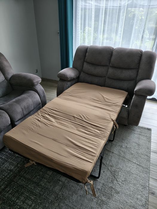 Komplet wypoczynkowy 3+2+1, funkcje relax, funkcja spania