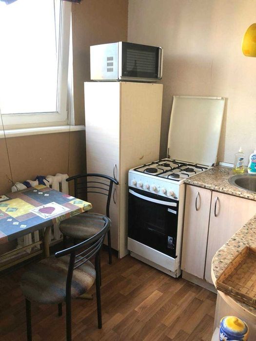 Сдам свою 2 х комнатную квартиру , проспект Гагарина 80