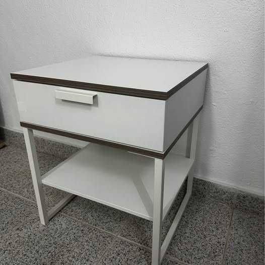 Mesa de Cabeceira Branca Ikea | Gaveta + Prateleira