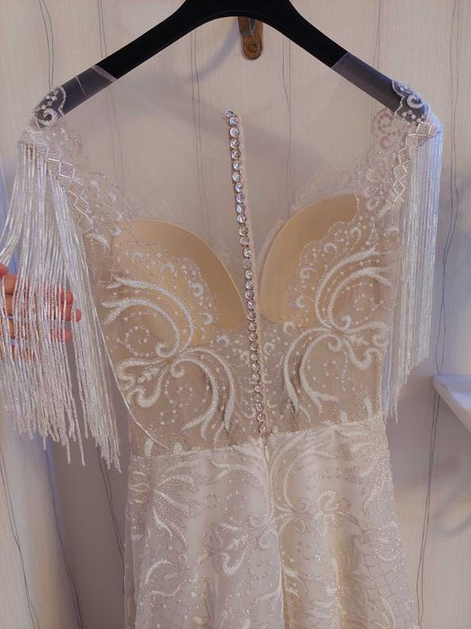 Новое свадебное платье