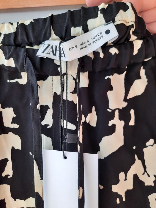 Спідниця Zara розмір S