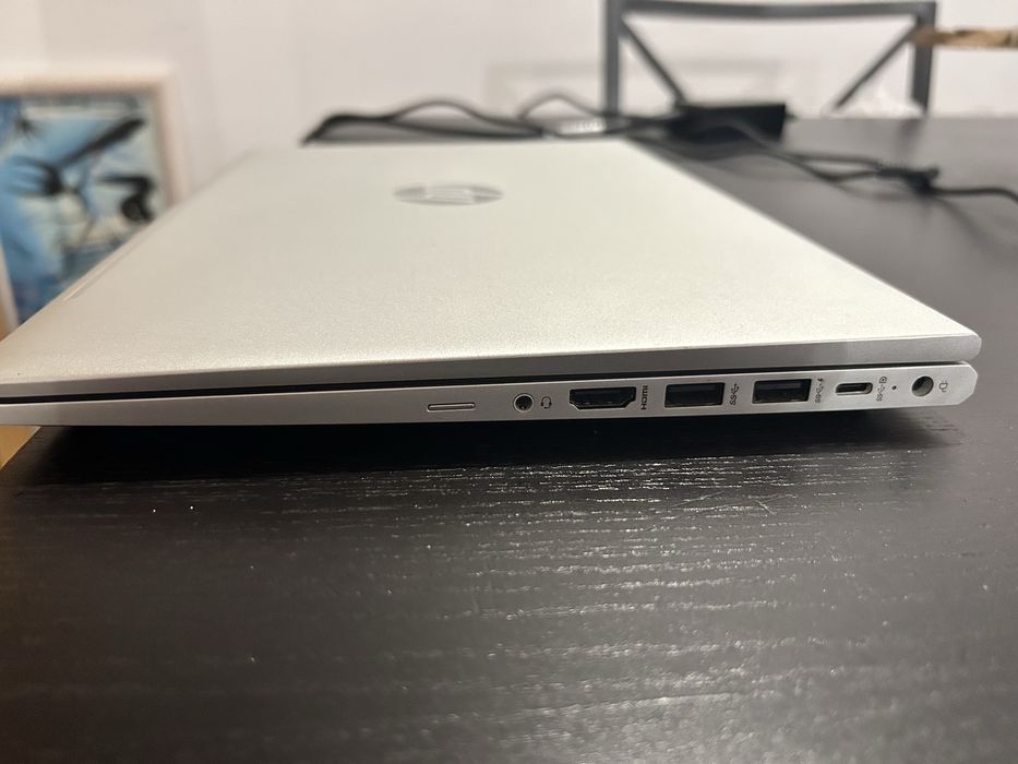 HP ProBook 445 G9 / Ryzen 7 5825U /8GB RAM / 256GB SSD- Bom estado
