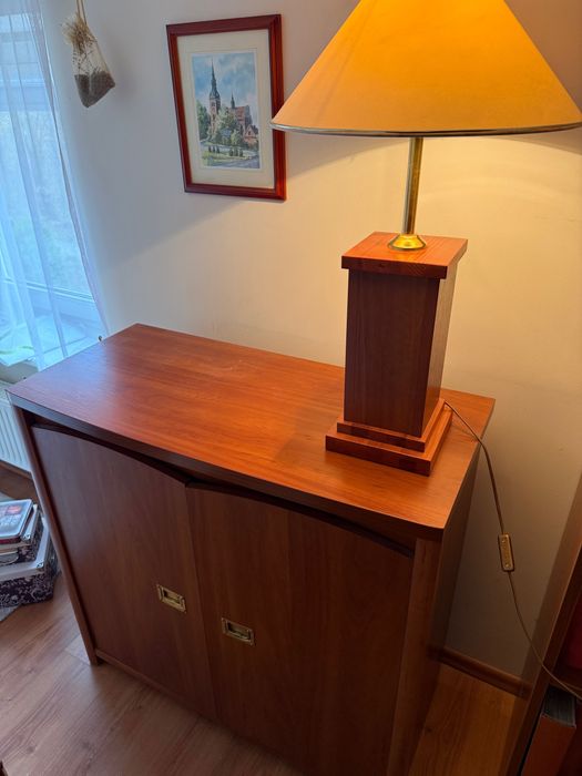 Kredens.komoda z lampą IKEA VOX zestaw