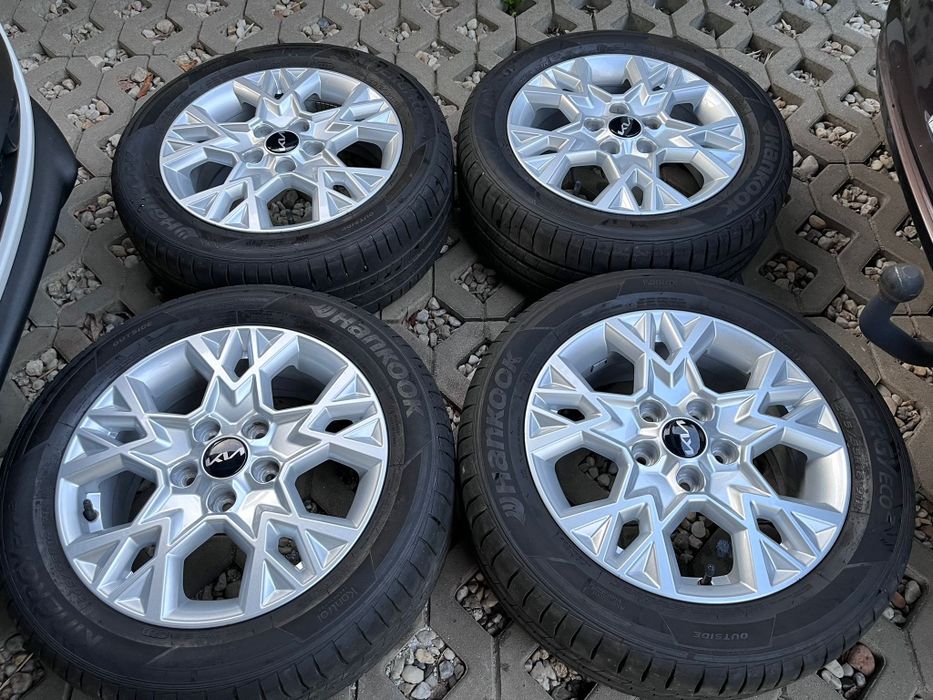 Kia cee'd felgi z oponami 205/55/16 oryginał