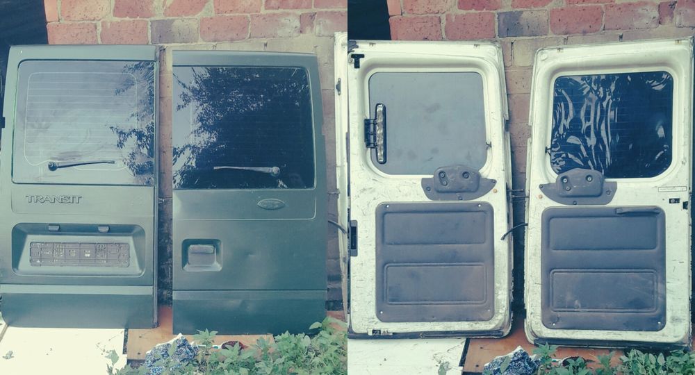 Ford transit 2003 .  Дверь водительская, пассажирская.