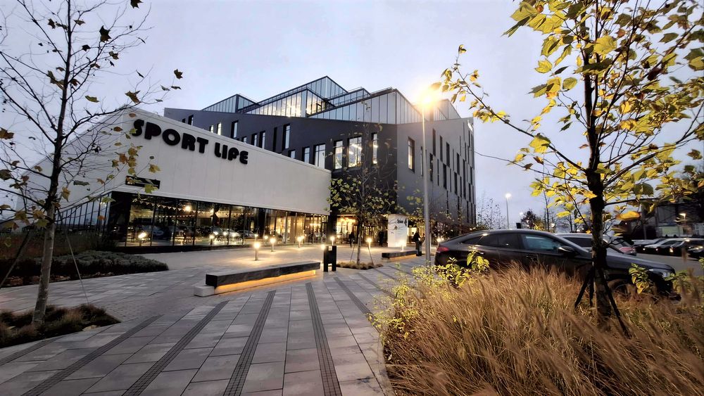 Здам в оренду комерційне приміщення. ЖК Емпатіка. Фасад.