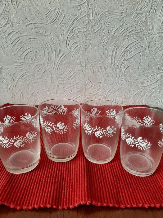 Стакани різні,скляні